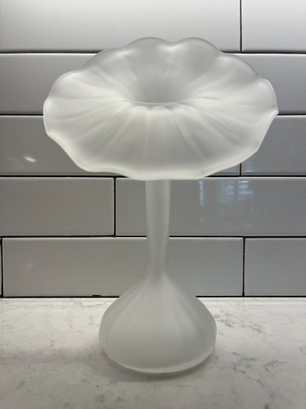 Mid-Century Leonardo Handarbeit Frosted, Hand-Blown "Jack-in-the-Pulpit" Vase